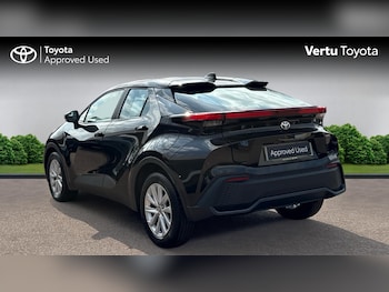 Used Toyota C-HR 2024 for sale - 79007220: Photo