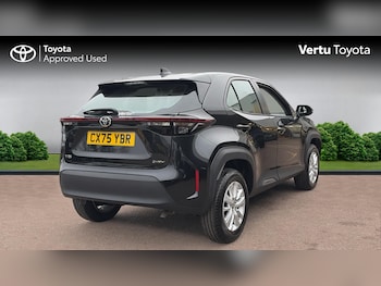 Used Toyota Yaris Cross 2025 for sale - 77370506: Photo