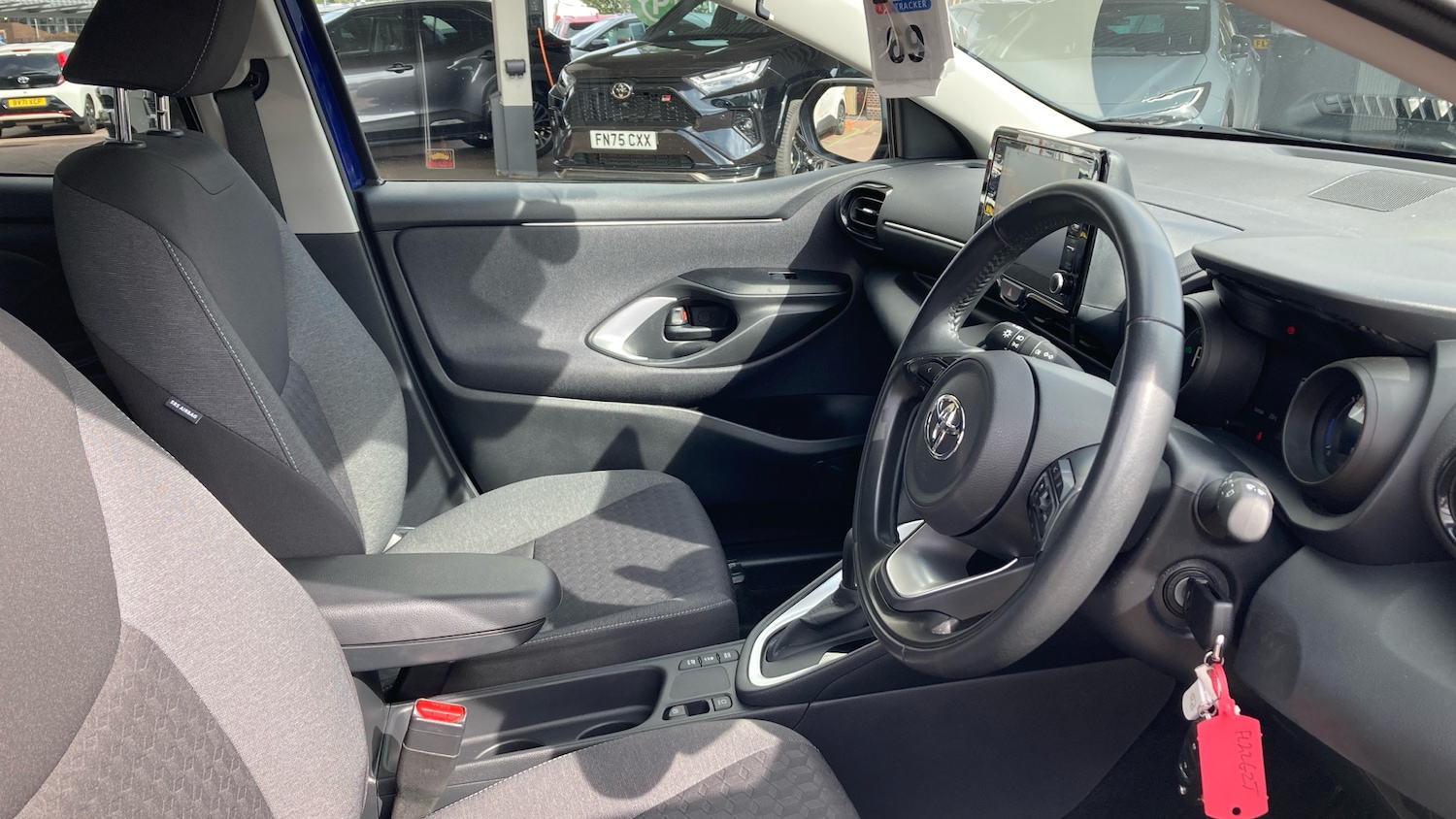 Used Toyota Yaris 2022 for sale - 76091366: Photo 11