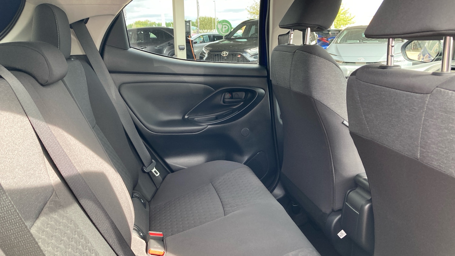 Used Toyota Yaris 2022 for sale - 76091366: Photo 12