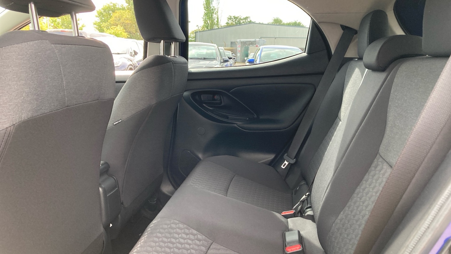 Used Toyota Yaris 2022 for sale - 76091366: Photo 13
