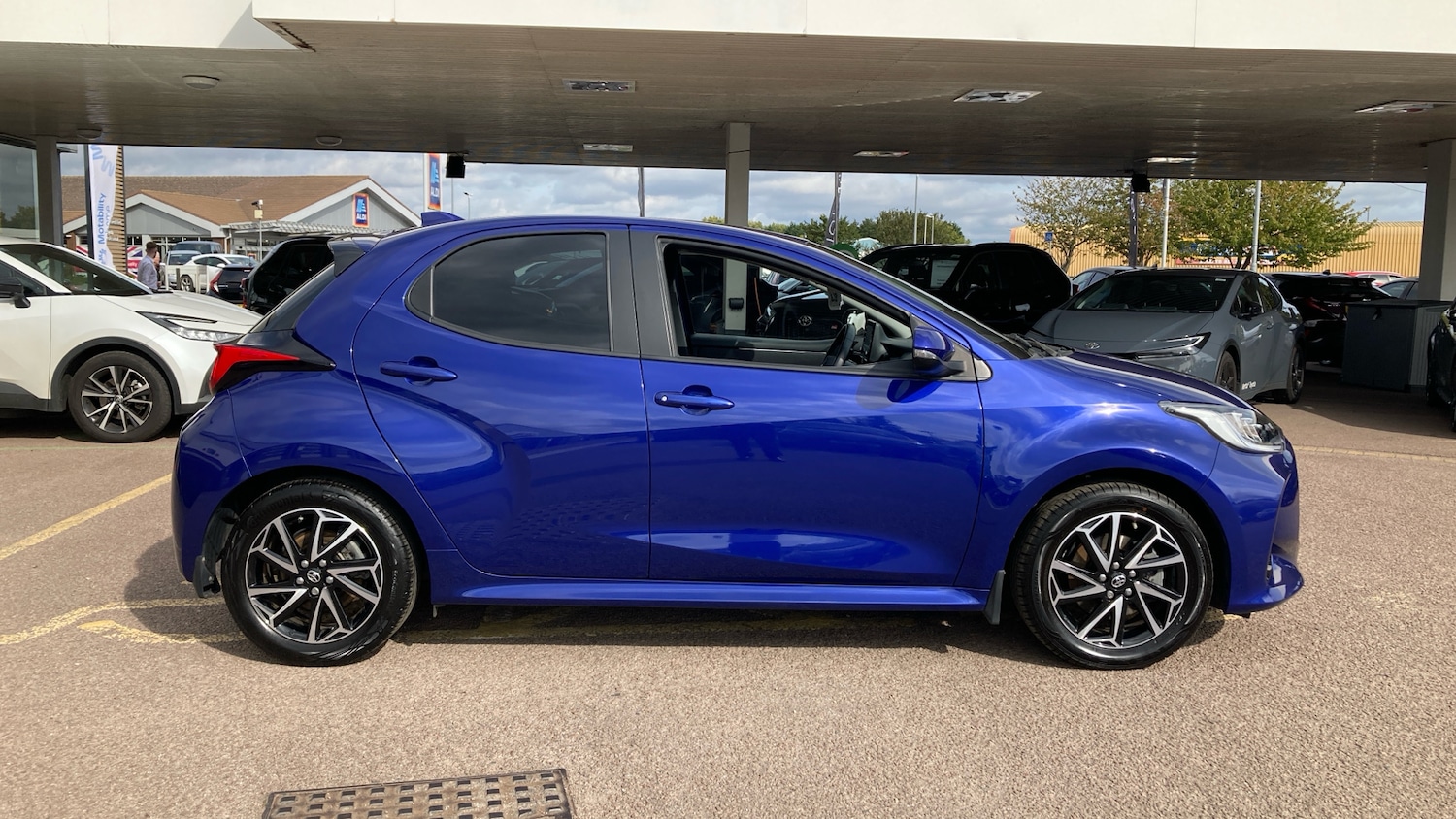 Used Toyota Yaris 2022 for sale - 76091366: Photo 16