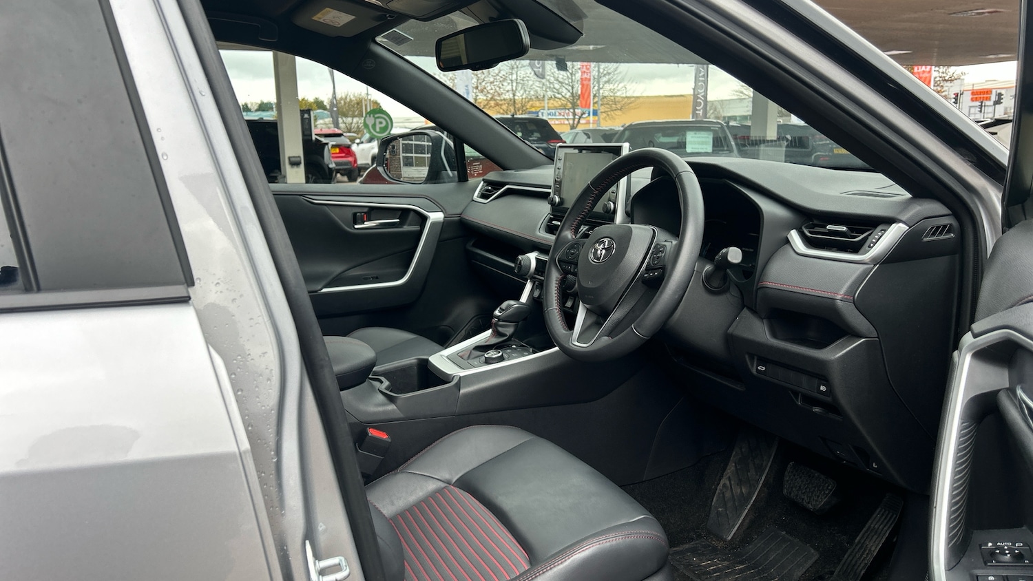 Used Toyota RAV4 2022 for sale - 76603277: Photo 11