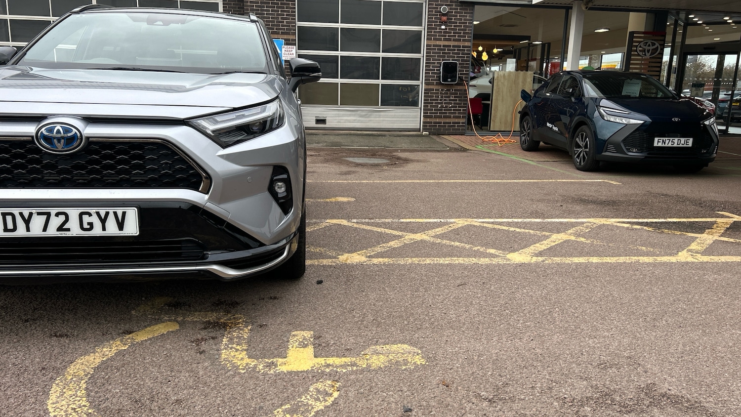 Used Toyota RAV4 2022 for sale - 76603277: Photo 32