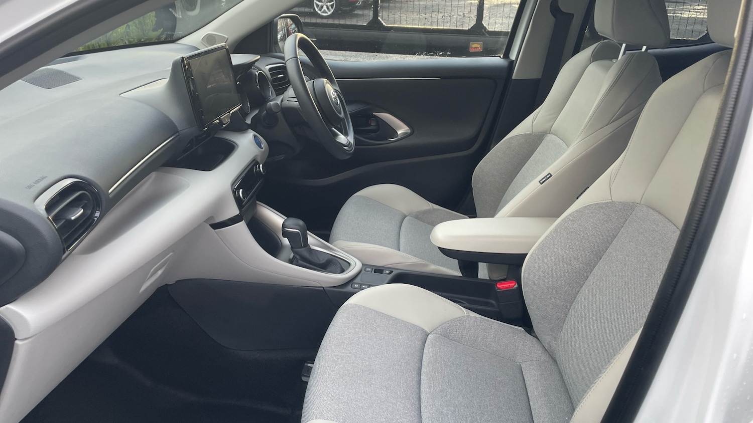 Used Toyota Yaris 2022 for sale - 78152851: Photo 10