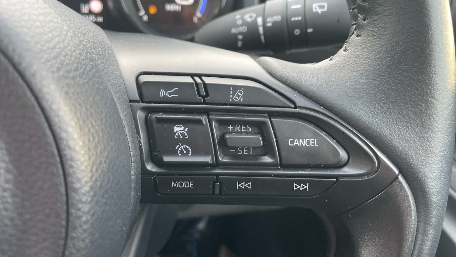 Used Toyota Yaris 2022 for sale - 78152851: Photo 38