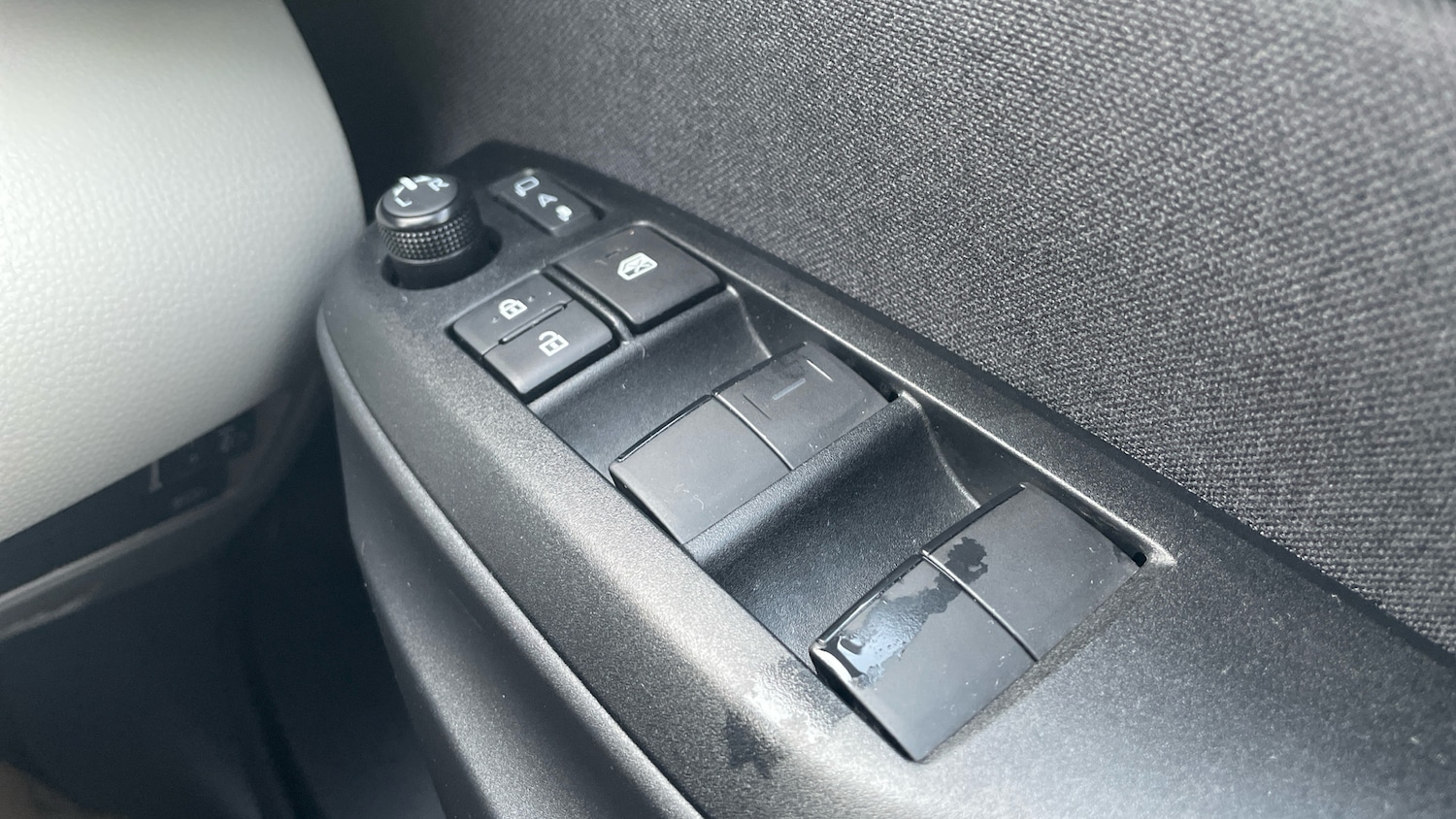 Used Toyota Yaris 2022 for sale - 78152851: Photo 41