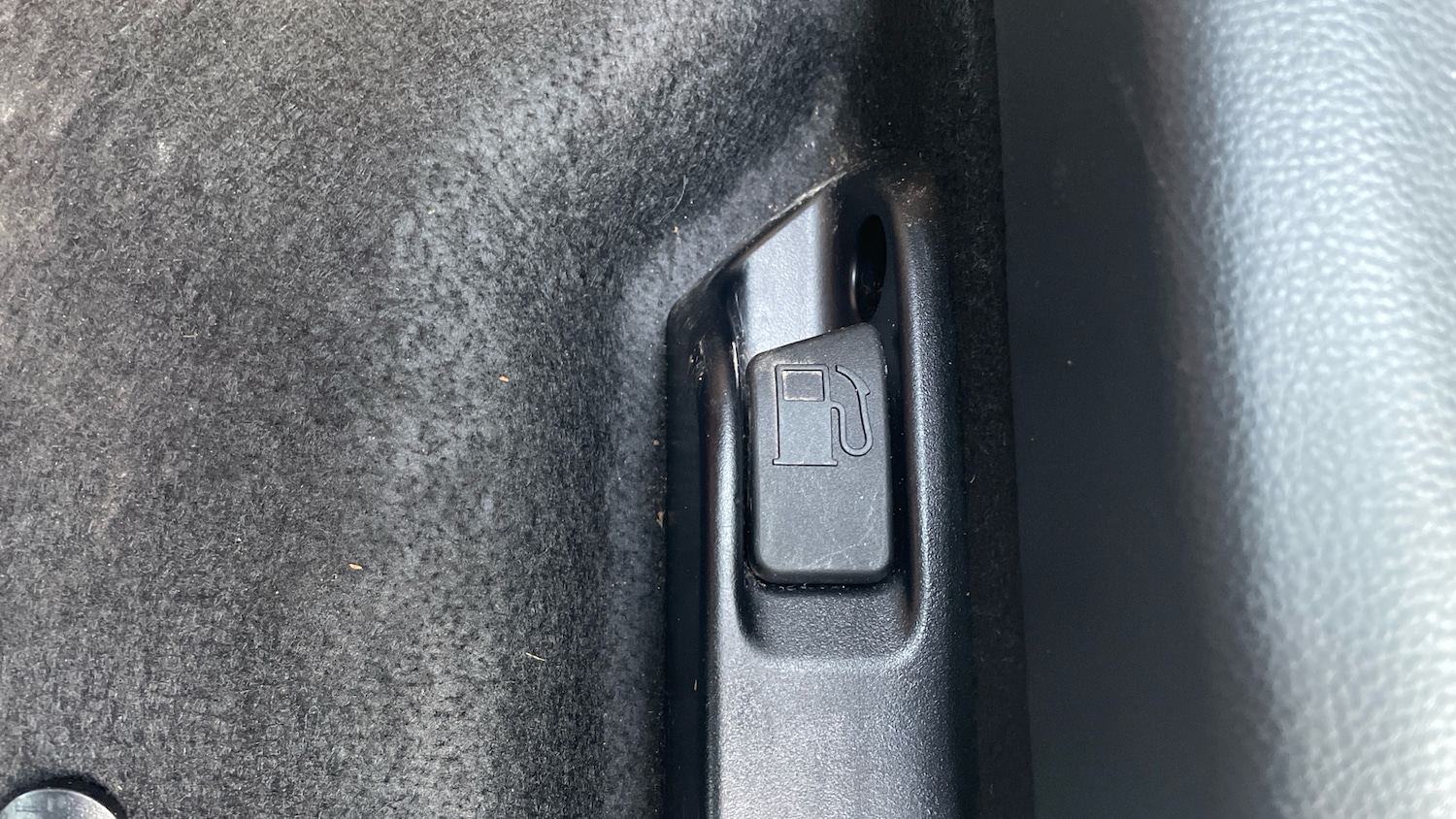 Used Toyota Yaris 2022 for sale - 78152851: Photo 46