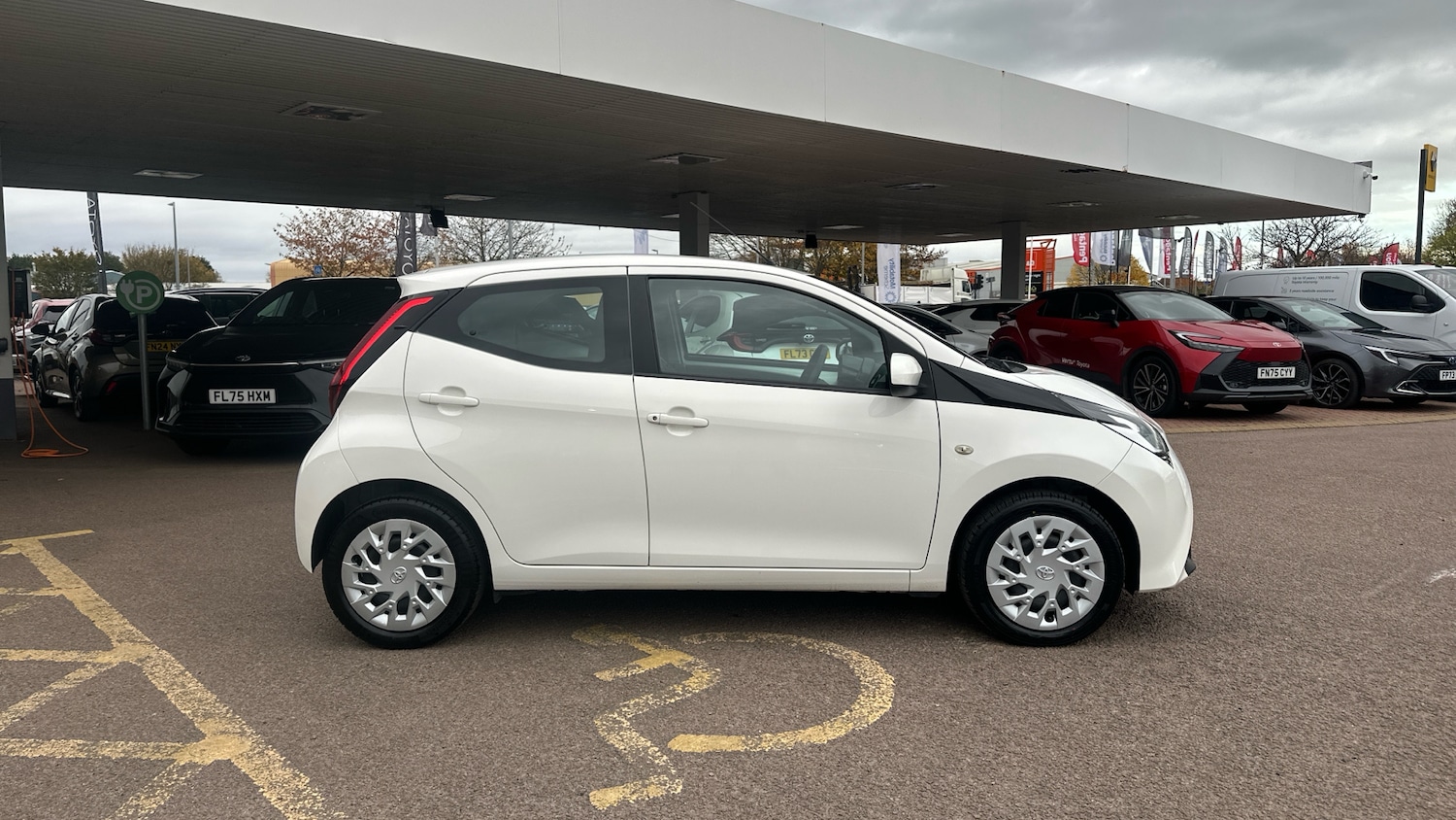 Used Toyota AYGO 2021 for sale - 76477136: Photo 16