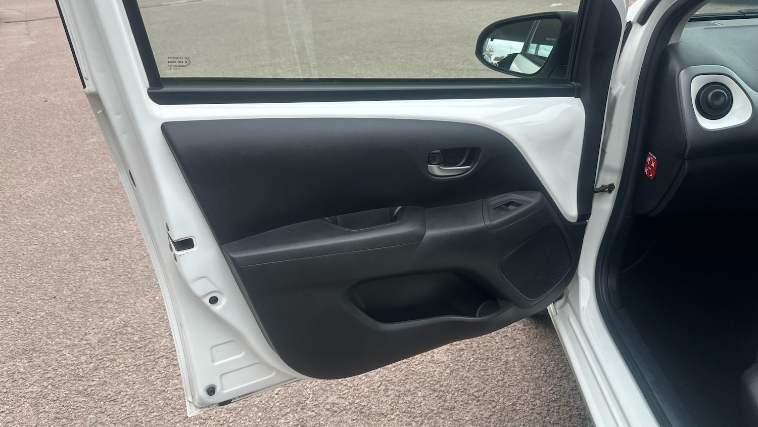 Used Toyota AYGO 2021 for sale - 76477136: Photo 24