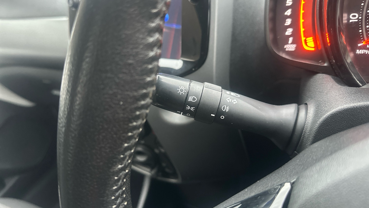 Used Toyota AYGO 2021 for sale - 76477136: Photo 27