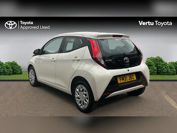 Used Toyota AYGO 2021 for sale - 76477136: Photo