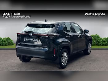 Used Toyota Yaris Cross 2023 for sale - 79545606: Photo