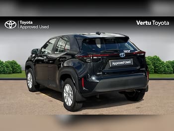Used Toyota Yaris Cross 2023 for sale - 79545606: Photo