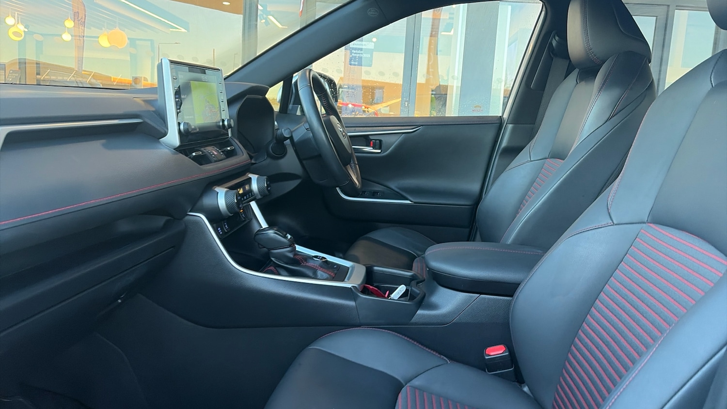 Used Toyota RAV4 2021 for sale - 76779219: Photo 10