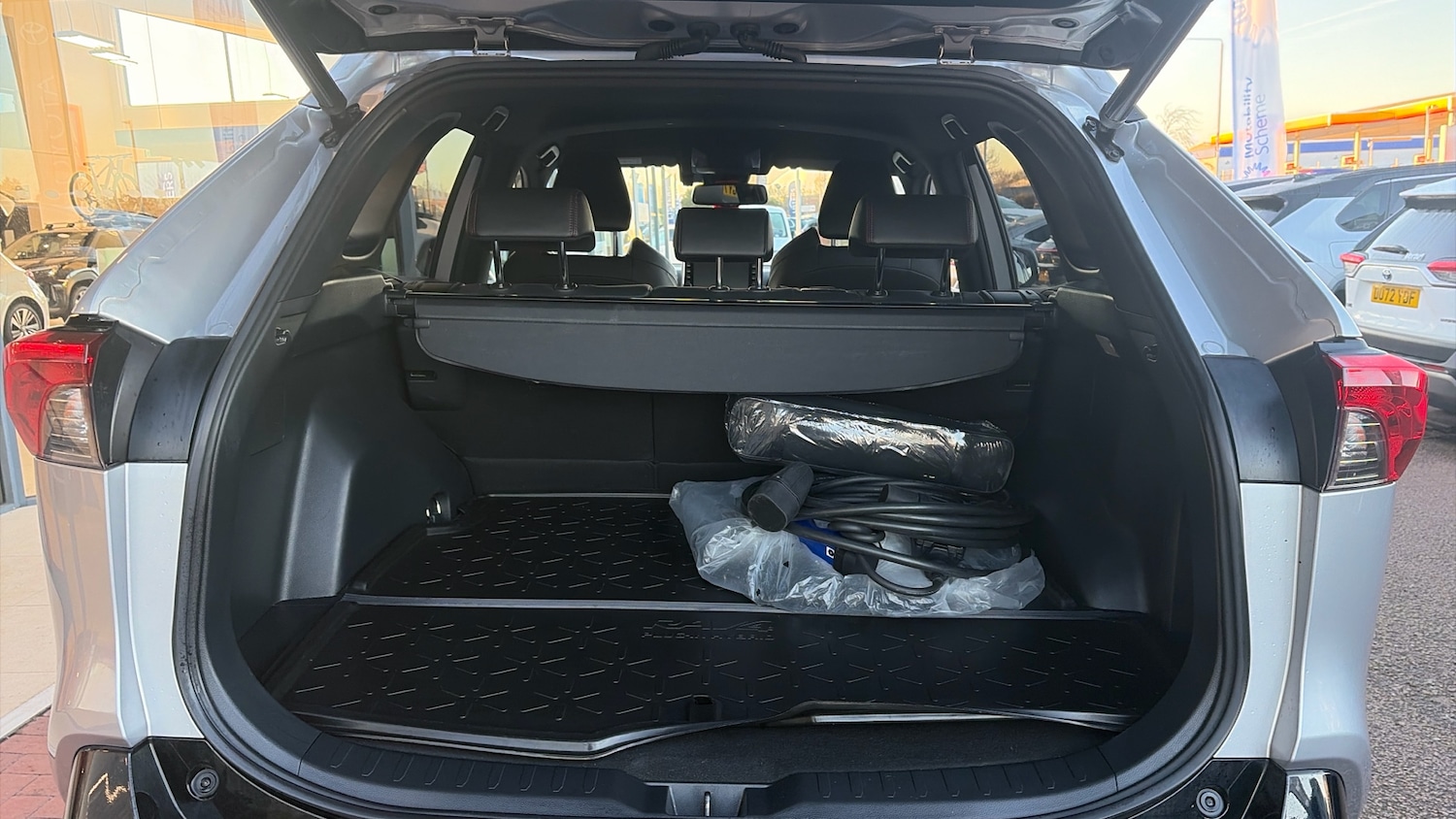 Used Toyota RAV4 2021 for sale - 76779219: Photo 14