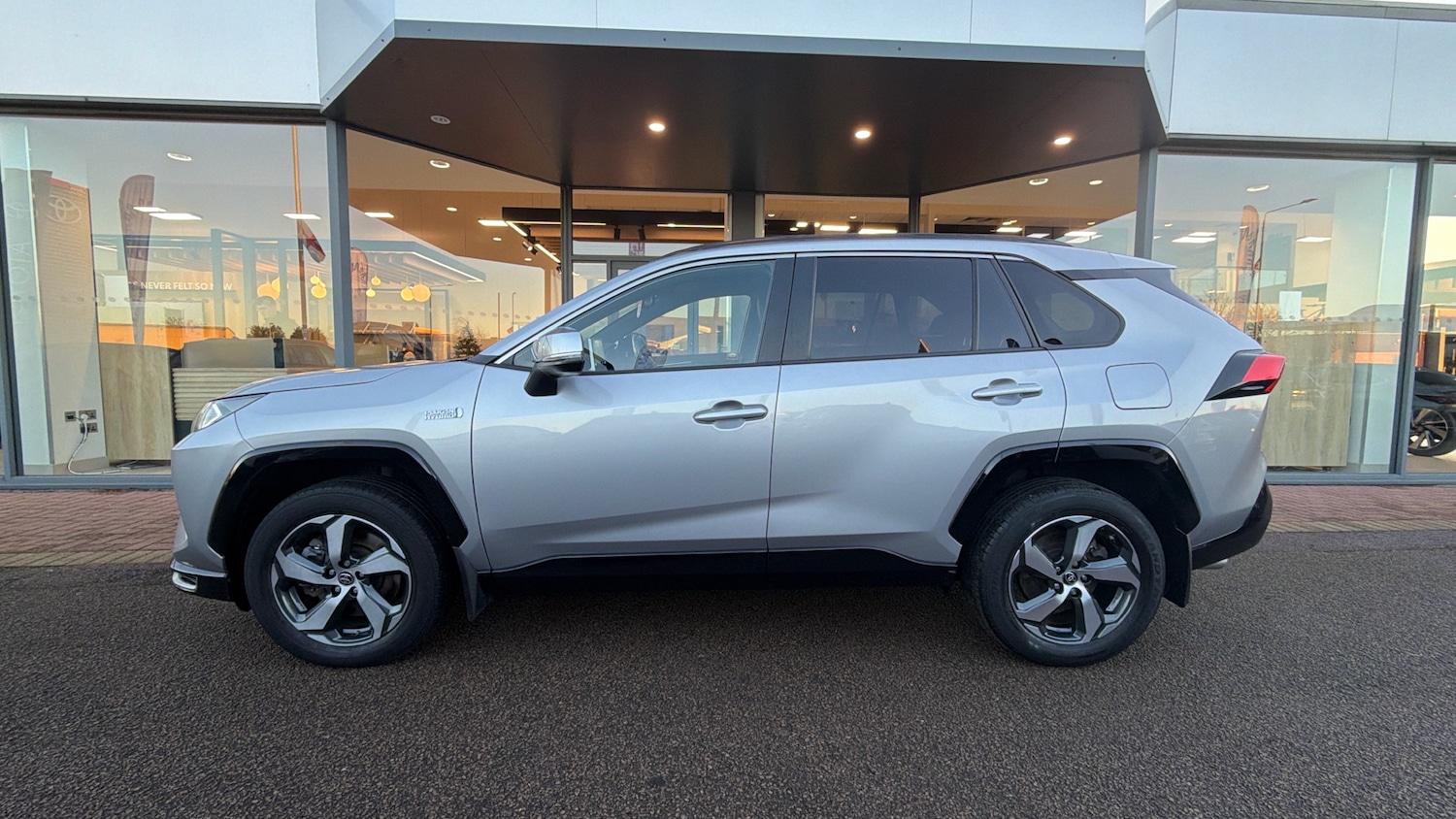 Used Toyota RAV4 2021 for sale - 76779219: Photo 17