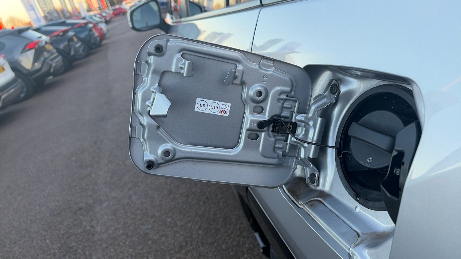 Used Toyota RAV4 2021 for sale - 76779219: Photo 20