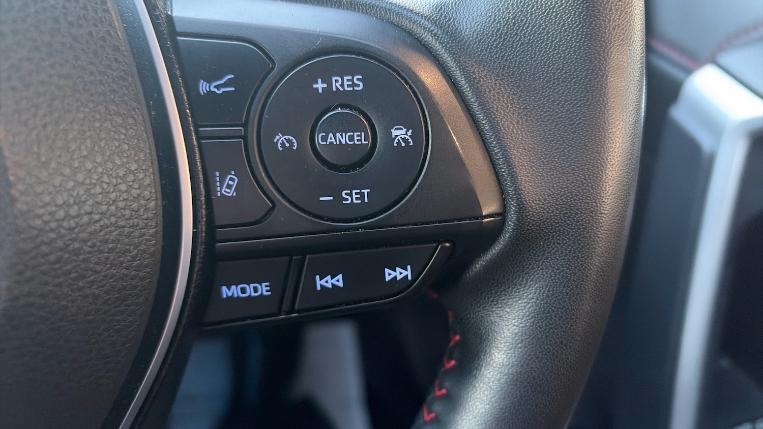 Used Toyota RAV4 2021 for sale - 76779219: Photo 46