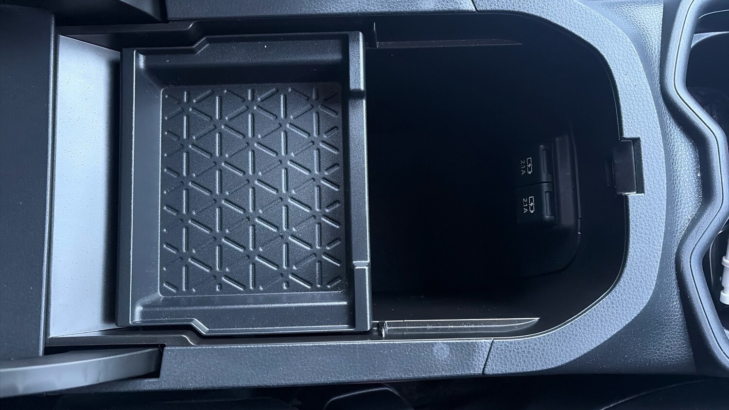 Used Toyota RAV4 2021 for sale - 76779219: Photo 52