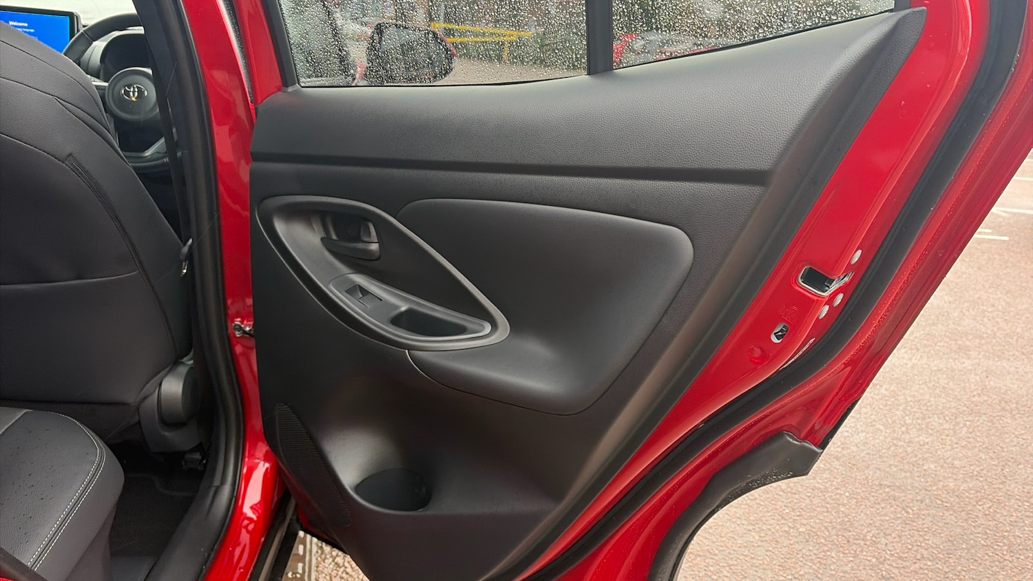 Used Toyota Yaris Cross 2025 for sale - 76946691: Photo 44