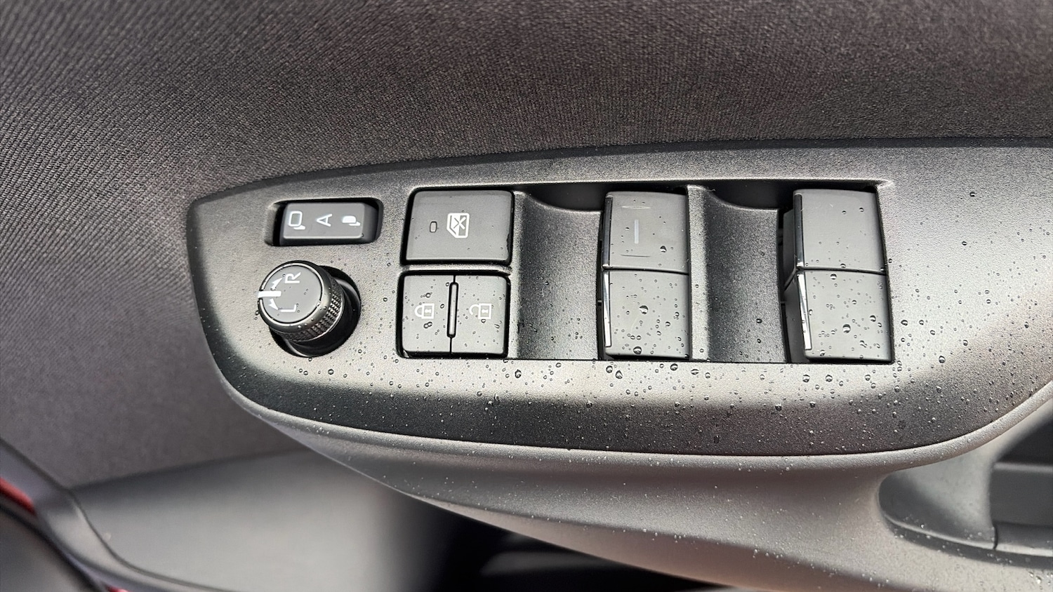 Used Toyota Yaris Cross 2025 for sale - 76946691: Photo 46