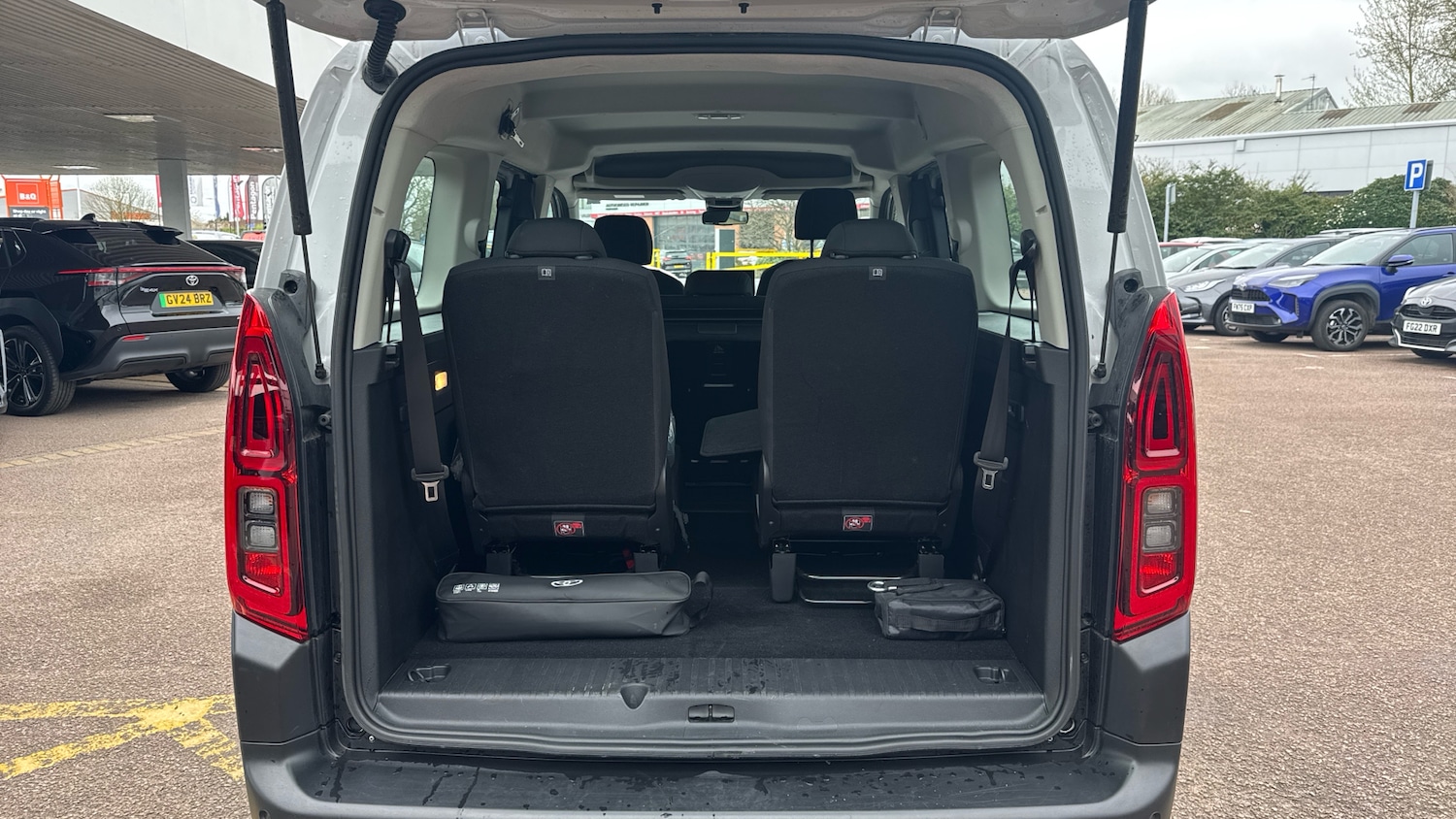 Used Toyota PROACE CITY Verso 2025 for sale - 78065019: Photo 14