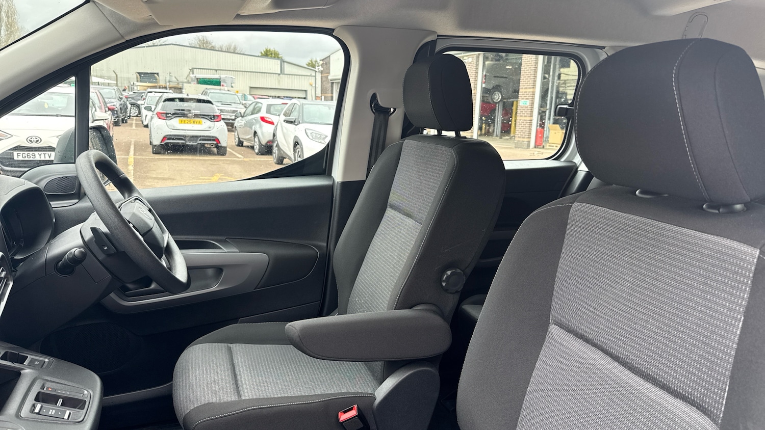 Used Toyota PROACE CITY Verso 2025 for sale - 78065019: Photo 36