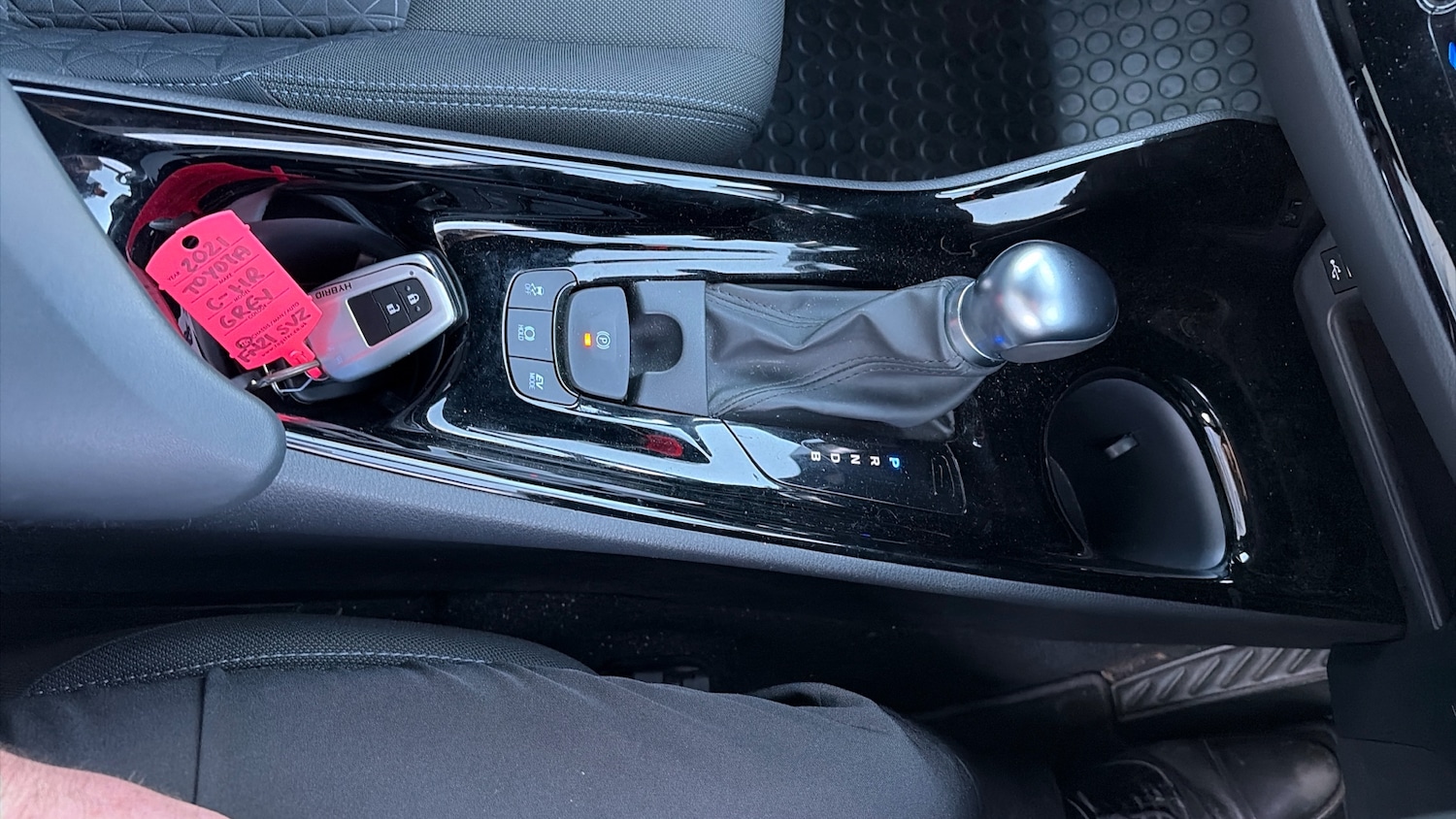 Used Toyota C-HR 2021 for sale - 77965641: Photo 50