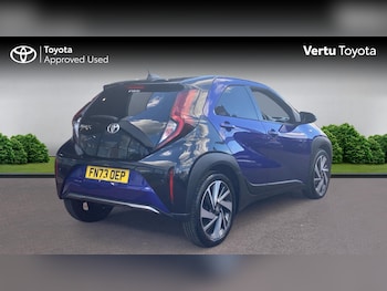 Used Toyota Aygo X 2023 for sale - 76026050: Photo 2