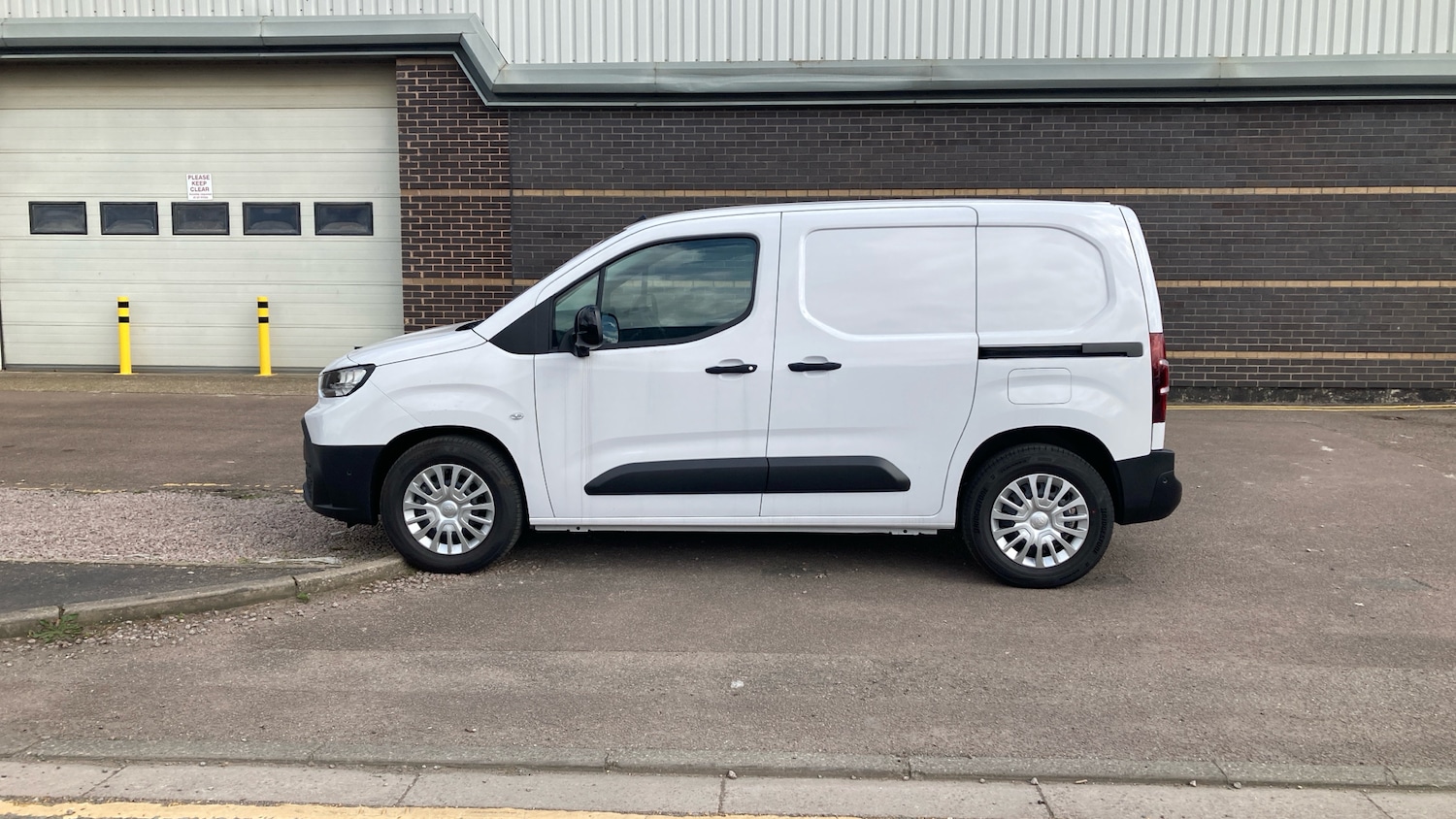 Used Toyota ProAce 2024 for sale - 78182686: Photo 24