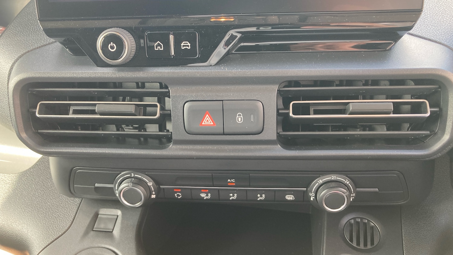 Used Toyota ProAce 2024 for sale - 78182686: Photo 31