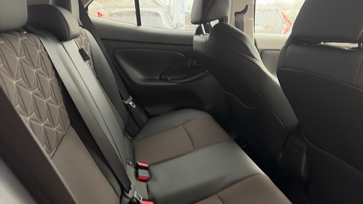 Used Toyota Yaris Cross 2022 for sale - 76969676: Photo 12