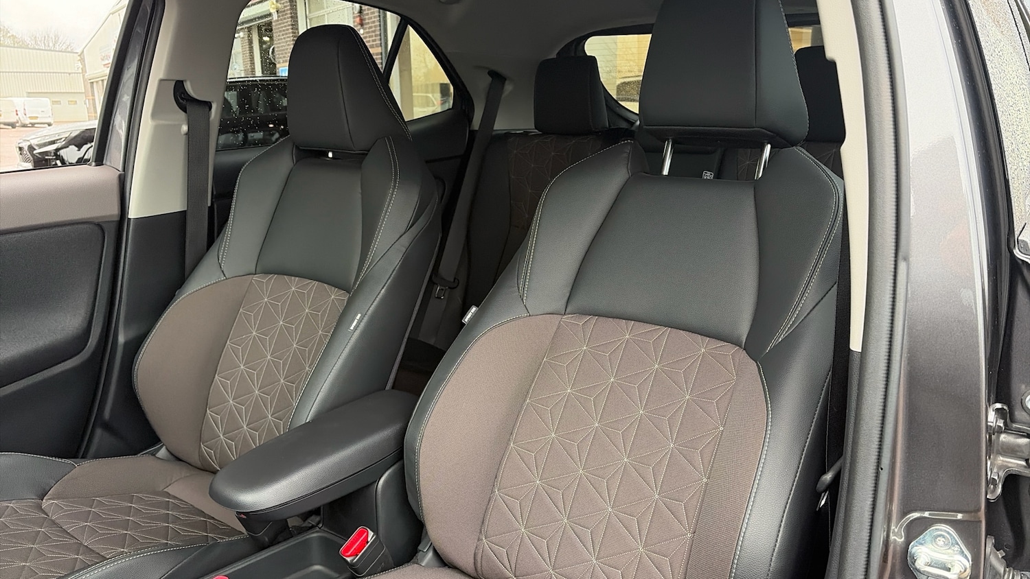 Used Toyota Yaris Cross 2022 for sale - 76969676: Photo 22