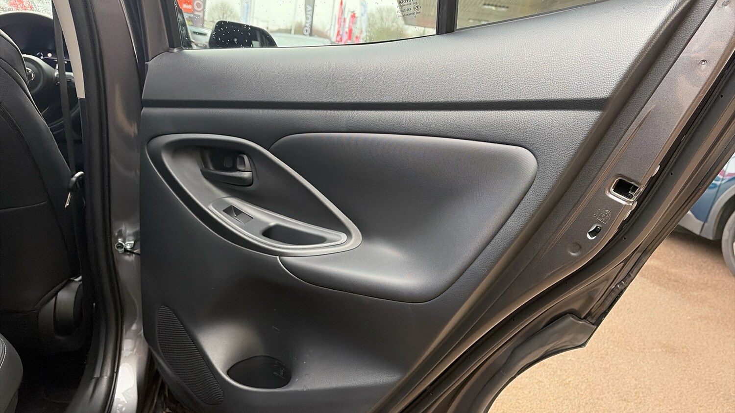 Used Toyota Yaris Cross 2022 for sale - 76969676: Photo 44