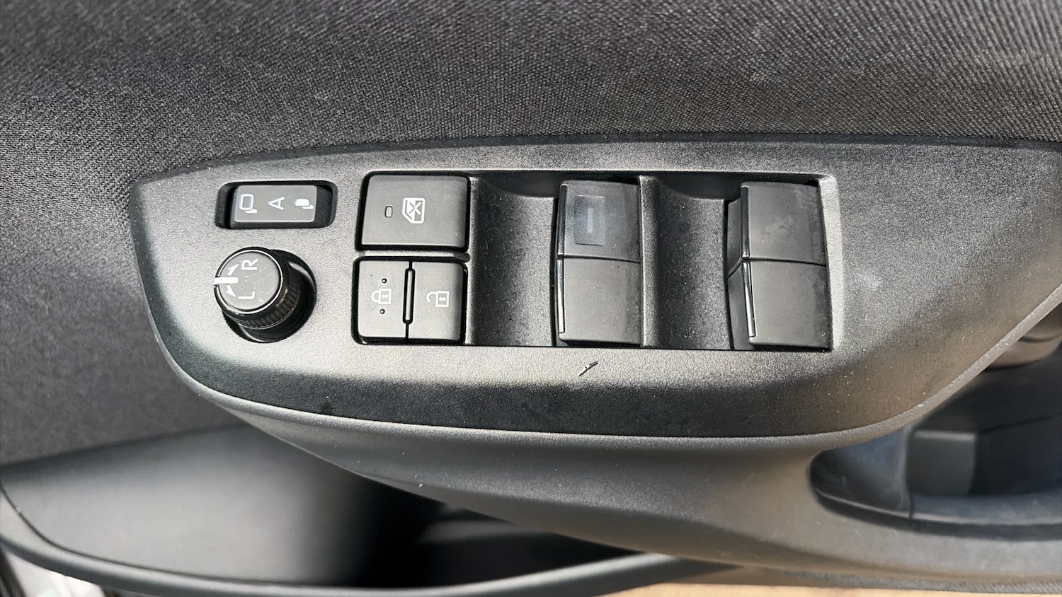 Used Toyota Yaris Cross 2022 for sale - 76969676: Photo 46