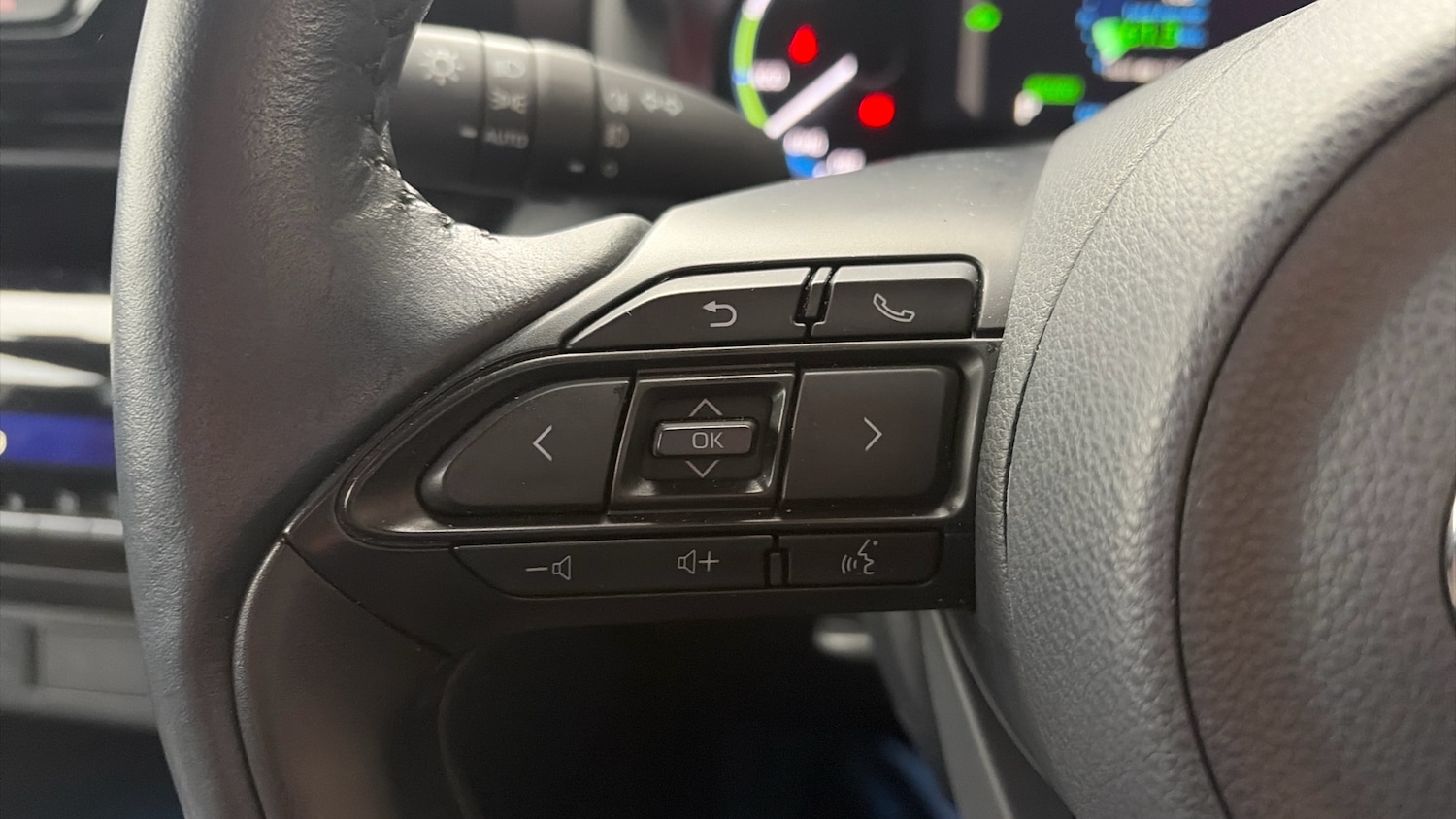 Used Toyota Yaris Cross 2022 for sale - 76969676: Photo 49