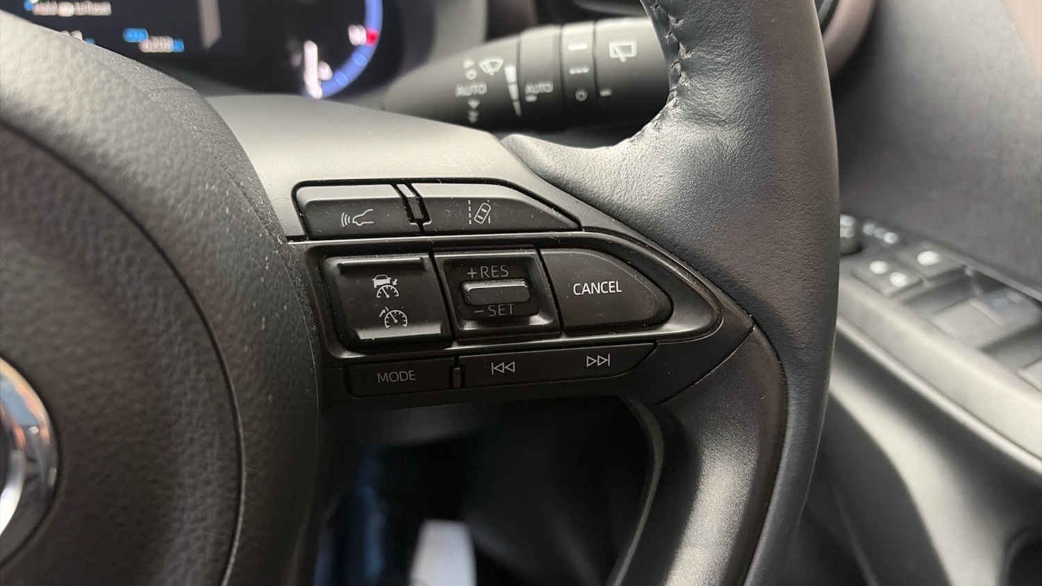 Used Toyota Yaris Cross 2022 for sale - 76969676: Photo 50