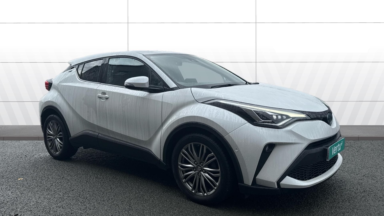 Used Toyota C-HR 2022 for sale - 77392110: Photo 1