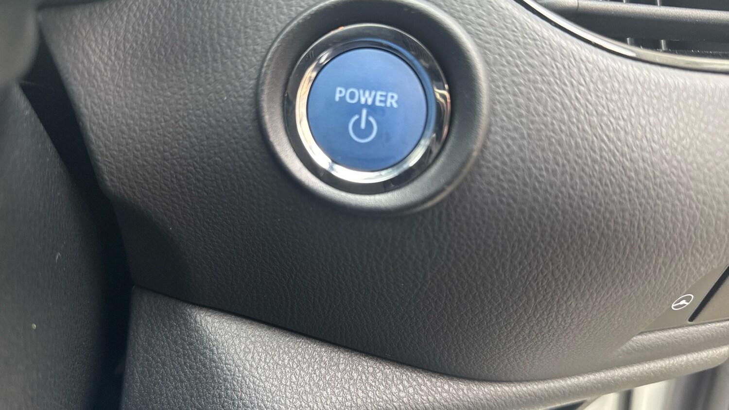 Used Toyota C-HR 2022 for sale - 77392110: Photo 28