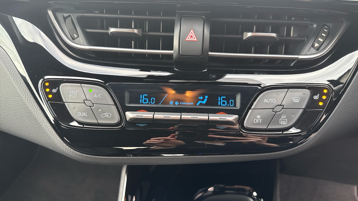 Used Toyota C-HR 2022 for sale - 77392110: Photo 38