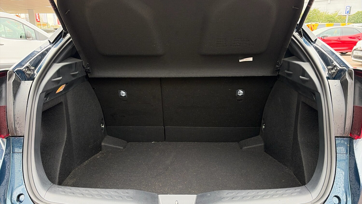 Used Toyota C-HR 2023 for sale - 78161795: Photo 13