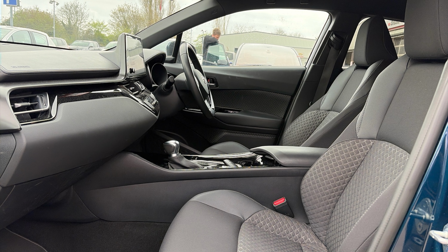 Used Toyota C-HR 2023 for sale - 78161795: Photo 5