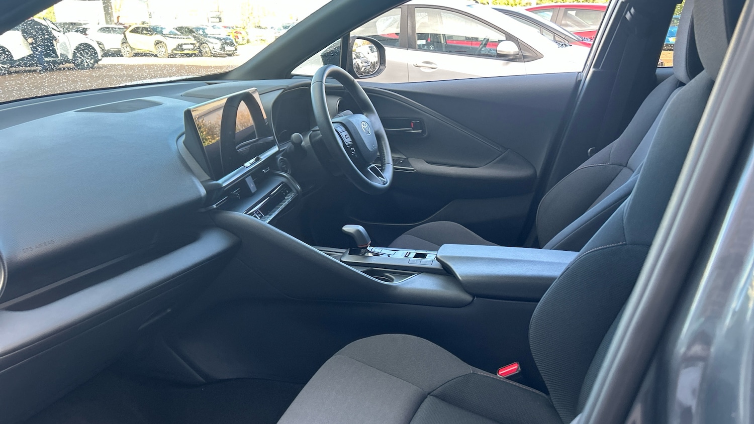 Used Toyota C-HR 2024 for sale - 78152856: Photo 10