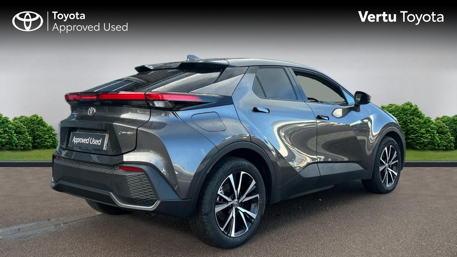 Used Toyota C-HR 2024 for sale - 78152856: Photo 2