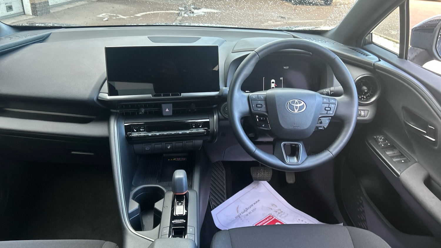 Used Toyota C-HR 2024 for sale - 78152856: Photo 5