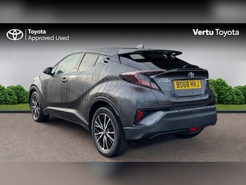 Used Toyota C-HR 2018 for sale - 77189117: Photo