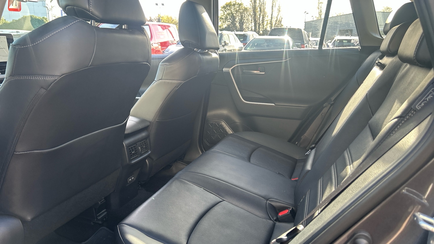 Used Toyota RAV4 2023 for sale - 76627807: Photo 13