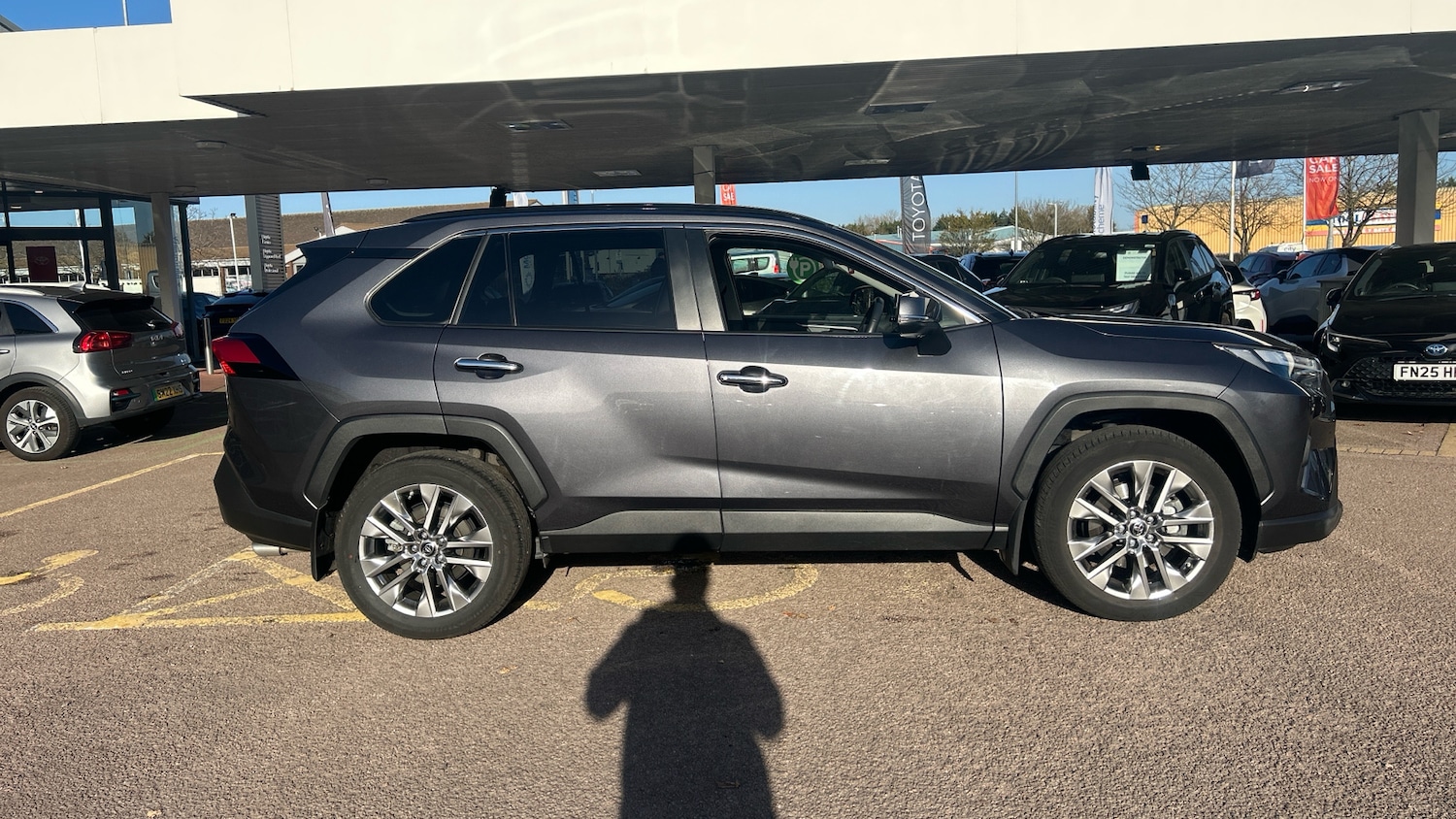 Used Toyota RAV4 2023 for sale - 76627807: Photo 16