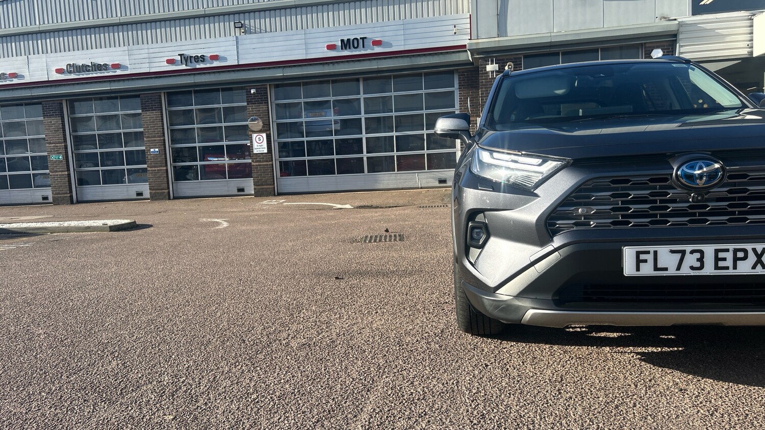 Used Toyota RAV4 2023 for sale - 76627807: Photo 27